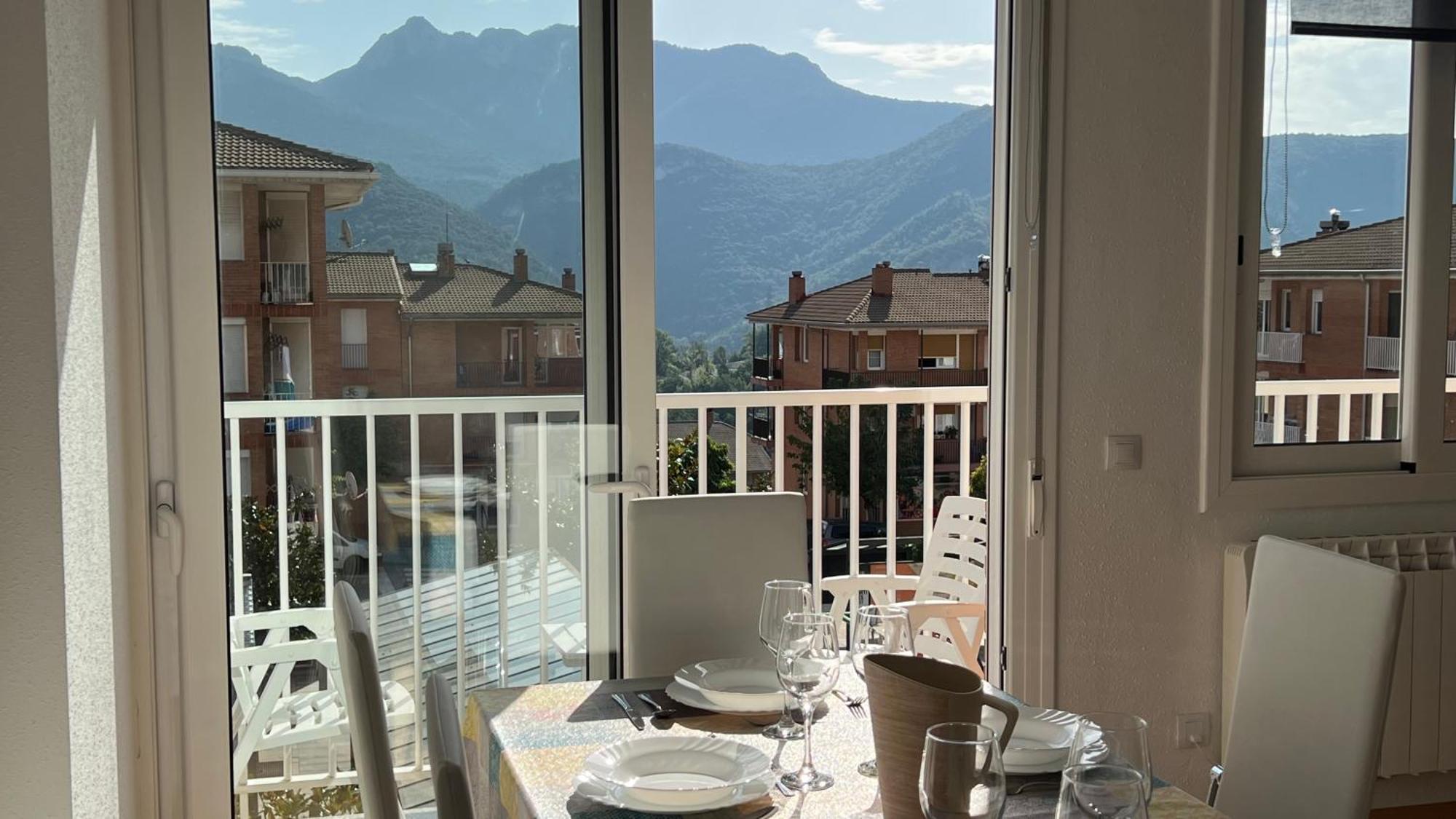 Apartament Acollidor Al Bergueda 6P Sant Jordi de Cercs Екстериор снимка